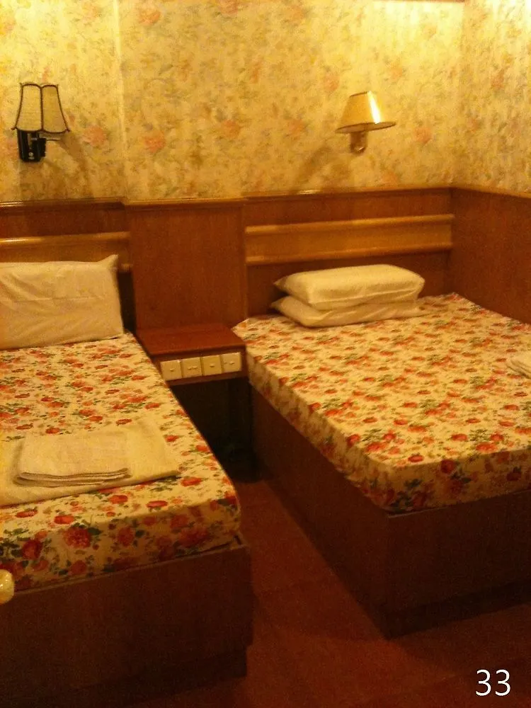 Traveller Friendship Hostel Hong Kong Guest house
